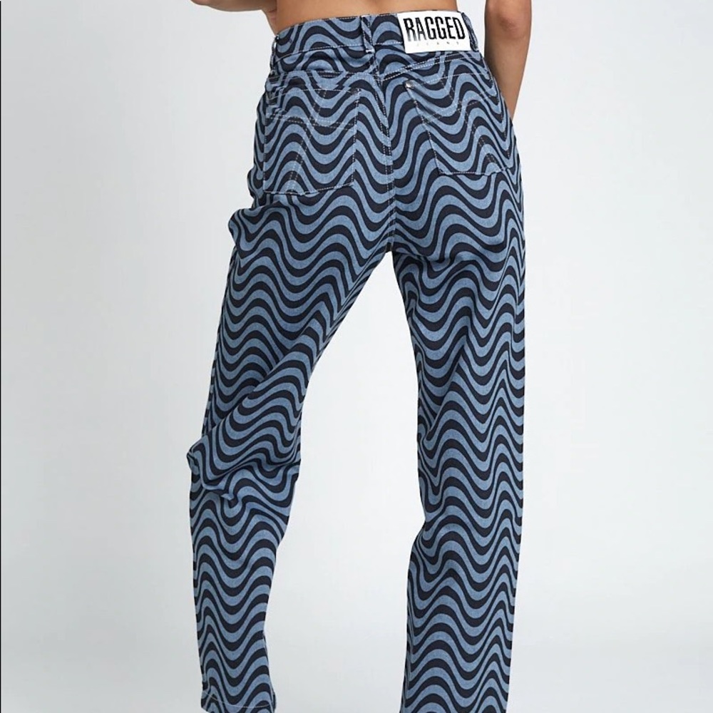 URBAN OUTFITTERS THE RAGGED PRIEST WAVE JEANS - Picture 10 of 11